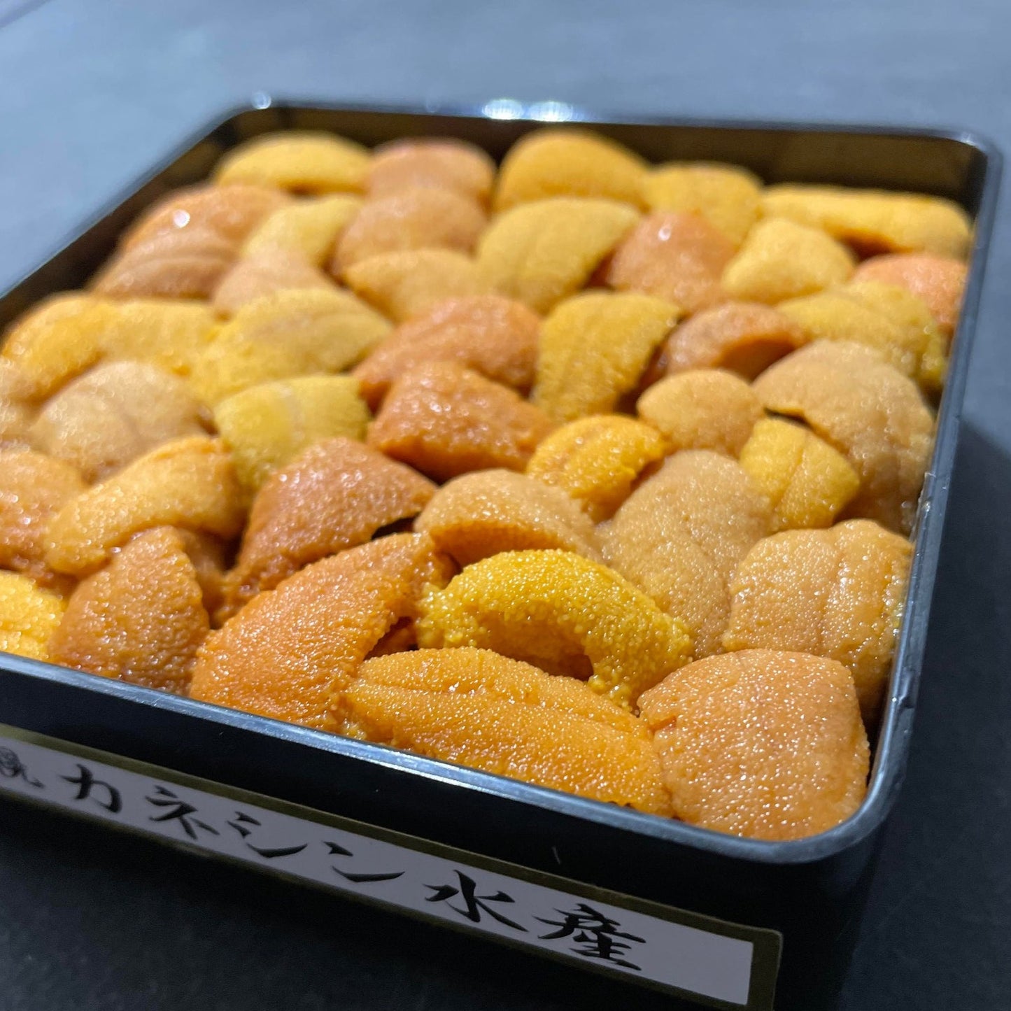 Special Box Uni (箱) "KANESHIN" AAA